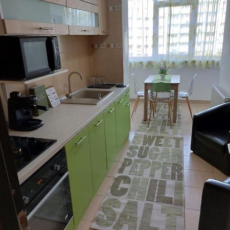 Apartament Central Renovat 3 Camere Bucarest Exterior foto
