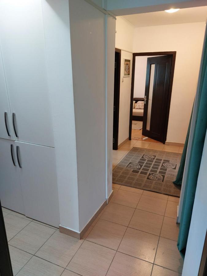 Apartament Central Renovat 3 Camere Bucarest Exterior foto